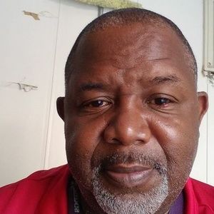 Meet your Posher, Larry